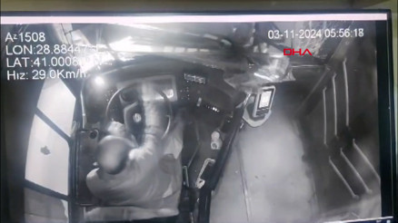 Bakırköyde trafik polisi Ogün Yürümezin şehit olduğu kazanın görüntüleri ortaya çıktı