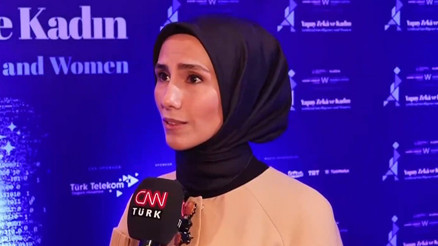 Kadın ve Demokrasi Vakfından 6. Kadın ve Adalet Zirvesi: Sümeyye Erdoğan Bayraktardan yapay zeka ve kadın açıklaması Kadın ve Demokrasi Vakfından 6. Kadın ve Adalet Zirvesi: Sümeyye Erdoğan Bayraktardan yapay zeka ve kadın açıklaması