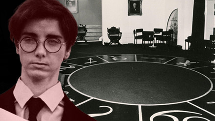 Her şey bir arkadaşının ısrarıyla başladı, 86 yıl boyunca yapılamayanı yaptı... Bir anda ortadan kayboldu Sihirbaz Raymond Lloyd aranıyor Her şey bir arkadaşının ısrarıyla başladı, 86 yıl boyunca yapılamayanı yaptı... Bir anda ortadan kayboldu Sihirbaz Raymond Lloyd aranıyor