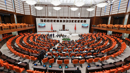 Son dakika haberi... Noterlik Kanununa ilişkin düzenleme Meclisten geçti