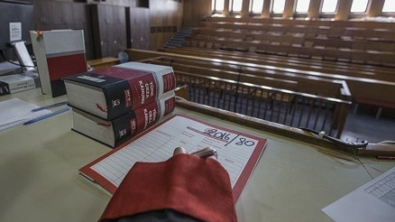 PKKnın talimatıyla İstanbulun 4 ayrı noktasında yangın çıkarmaya çalışan sanıkların cezası belli oldu PKKnın talimatıyla İstanbulun 4 ayrı noktasında yangın çıkarmaya çalışan sanıkların cezası belli oldu