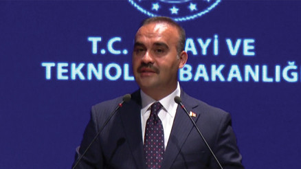 Bakan Kacırdan Bayraktar TB3 paylaşımı: Türkler dünyada bir ilki başardı