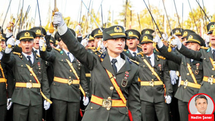 Kim planladı, teğmenleri kim organize etti