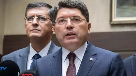 Adalet Bakanı Yılmaz Tunç, gazetecilerin sorularını yanıtladı Adalet Bakanı Yılmaz Tunç, gazetecilerin sorularını yanıtladı