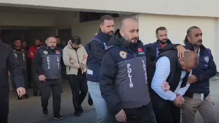 Alo Kredi çetesine operasyon Kurbanlarını sözde ‘Limitsiz Banka Sistemine kaydetmişler Alo Kredi çetesine operasyon Kurbanlarını sözde ‘Limitsiz Banka Sistemine kaydetmişler