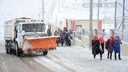 Gümüşhanede eğitme 1 gün ara verildi