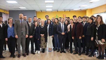 Demirören Medya Lisesi’nden unutulmaz Öğretmenler Günü etkinliği Demirören Medya Lisesi’nden unutulmaz Öğretmenler Günü etkinliği