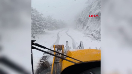 Mardin’de mevsimin ilk kar yağışı