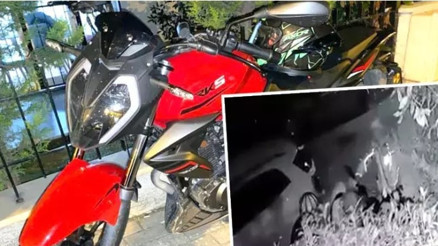 Avcılar’da motosiklet hırsızlığı kamerada