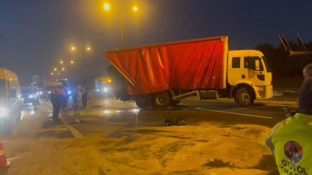 Hadımköy TEMde kaza: Trafik durdu