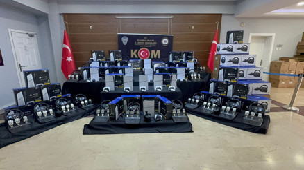 50 milyon lira değerinde kaçak oyun seti ele geçirildi