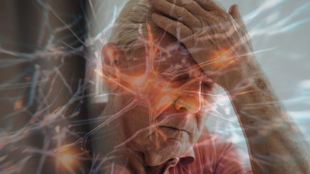 25 yılını demans hastalarına bakarak geçirdi, şimdi ona da Alzheimer teşhisi kondu… Doktor, kendi hastalığını yavaşlatmak için işte bunları yaptı 25 yılını demans hastalarına bakarak geçirdi, şimdi ona da Alzheimer teşhisi kondu… Doktor, kendi hastalığını yavaşlatmak için işte bunları yaptı