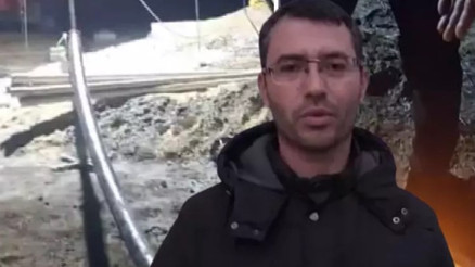 185 metre derinlikten su sondajı sonrası çıktı: Vatandaşlar çakmağı ateşleyince alev aldı 185 metre derinlikten su sondajı sonrası çıktı: Vatandaşlar çakmağı ateşleyince alev aldı