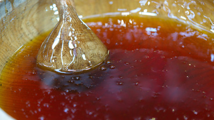 ‘Orduları deviren’ lezzet Dünyada sadece iki yerde üretiliyor biri Türkiye’de… ‘Bir kaşık dolusu hafif bir uyku getirirken, bir kavanoz hastanelik yapıyor’ ‘Orduları deviren’ lezzet Dünyada sadece iki yerde üretiliyor biri Türkiye’de… ‘Bir kaşık dolusu hafif bir uyku getirirken, bir kavanoz hastanelik yapıyor’