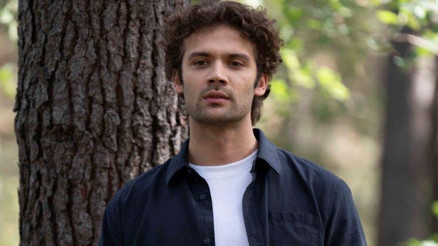 Holding dizisi Kerem kimdir Caner Topçu kaç yaşında, nereli, hangi dizi ve filmlerde oynadı