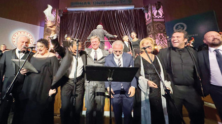 Şırnak’ta zılgıt eşliğinde arya Şırnak’ta zılgıt eşliğinde arya