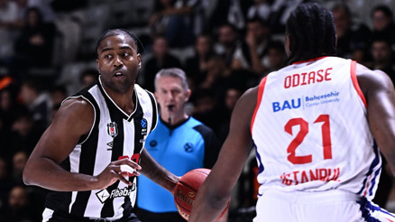Avrupadaki Türk derbisinde kazanan Beşiktaş