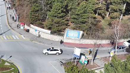 Kent merkezindeki trafik ışıkları kaldırıldı, onun yerine bu sisteme geçildi... Türkiyede ilk denemeydi; kazalar azaldı, Avrupada örnek alındı