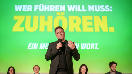 Çifte vatandaşlığa kafayı taktı Çifte vatandaşlığa kafayı taktı