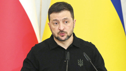 Ukrayna lideri Zelenski’den acı itiraf: Donbas ile Kırım’ı alacak gücümüz yok