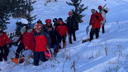 Erzurum Palandöken Dağında çığ düştü 16 yaşındaki milli sporcu Emre Yazgan hayatını kaybetti