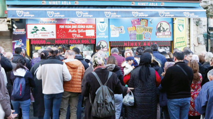 Nimet Abla’da umut kuyruğu: Büyük ikramiye 600 milyon TL