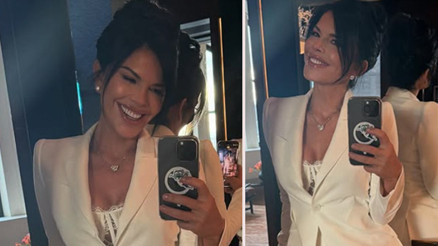 Yasak aşkıyla bir türlü muradına eremiyor...Hafta sonu düğün falan yok... Bu kadar saf olmayın Yasak aşkıyla bir türlü muradına eremiyor...Hafta sonu düğün falan yok... Bu kadar saf olmayın