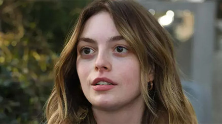 Melis Sezenden itiraf: Bütün sinirimi annemden çıkarırdım Melis Sezenden itiraf: Bütün sinirimi annemden çıkarırdım