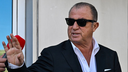 Al Shababla anlaşan Fatih Terim, havalimanında konuştu Türkiyeden transfer yapacak mı Ekibinde Hamza Hamzaoğlu sürprizi