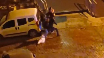 Beyoğlunda ambulans çağırıp sağlık görevlilerine saldırmışlardı Serbest kalan çift tutuklandı