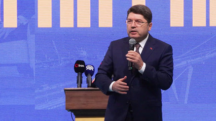 Bakan Tunç: Anayasamızda gerçekleştirmiş reformlarla büyük dönüşüm sağladık Bakan Tunç: Anayasamızda gerçekleştirmiş reformlarla büyük dönüşüm sağladık