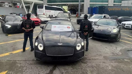 Gümrükler Muhafaza ekipleri 11 ildeki operasyonlarda 50 lüks araca el koydu