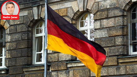 FETÖ’nün Orta Asya’daki CIA üssü Kırgızistan kalesi çöktü... Almanya’da devlete sızan FETÖ zorda FETÖ’nün Orta Asya’daki CIA üssü Kırgızistan kalesi çöktü... Almanya’da devlete sızan FETÖ zorda