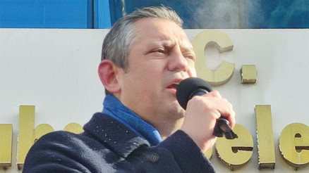 Özel’den ‘seçim’ mesajı:&nbsp;Yüzde 15’le geçim olmaz