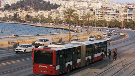 İzmir belediye otobüsleri grevi ne zaman bitecek, çalışıyor mu Saat detayı belli oldu İzmir ESHOT grevde mi, neden çalışmıyor