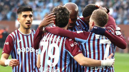Trabzonspor 5-0 Antalyaspor (MAÇ ÖZETİ)