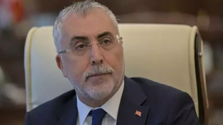 Bakan Vedat Işıkhandan asgari ücrete ara zam açıklaması Bakan Vedat Işıkhandan asgari ücrete ara zam açıklaması