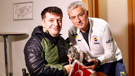 Jose Mourinho, Gazi Hasan Kocamaz ile buluştu