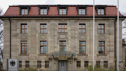 Oğlunu öldüren Türk baba yeniden yargılanacak