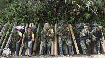 Kolombiyada silahlı çatışma: 20 ölü