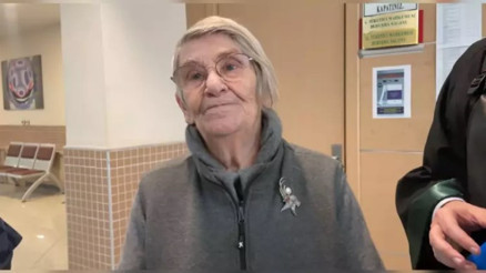 Prof. Dr. Canan Karatay, ‘meslekten men’ davasında ilk kez hakim karşısına çıktı Prof. Dr. Canan Karatay, ‘meslekten men’ davasında ilk kez hakim karşısına çıktı