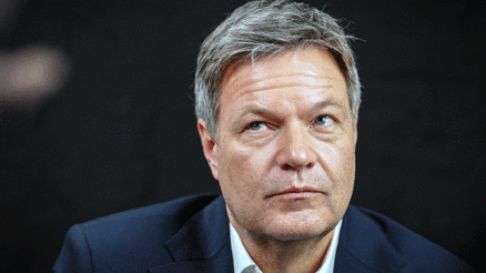 ‘ABD Almanya’dan ithalata cezalandırıcı gümrük vergileri getirirse önlemimiz hazır’