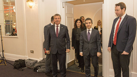 KKTC Başbakanı Ünal Üstel, Londralı Kıbrıslı Türklerle buluştu KKTC Başbakanı Ünal Üstel, Londralı Kıbrıslı Türklerle buluştu