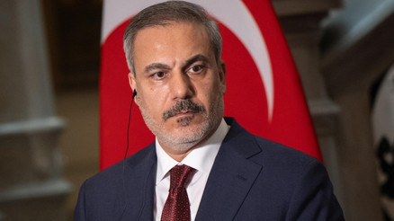 Dışişleri Bakanı Hakan Fidandan Bağdata kritik ziyaret