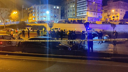 Esenlerde 5 aracın karıştığı zincirleme kaza: Ölü ve yaralılar var