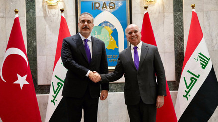 Dışişleri Bakanı Hakan Fidandan kritik ziyaret: Irak PKKya terör örgütü demeli Dışişleri Bakanı Hakan Fidandan kritik ziyaret: Irak PKKya terör örgütü demeli