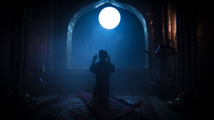 Miraç Kandili 12 rekat hacet namazı nasıl kılınır Miraç gecesi kılınan 12 rekatlık namaz kılınışı anlatımı