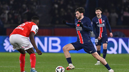 Real Madrid farkı açtı PSGden 4 hafta sonra puan kaybı Real Madrid farkı açtı PSGden 4 hafta sonra puan kaybı