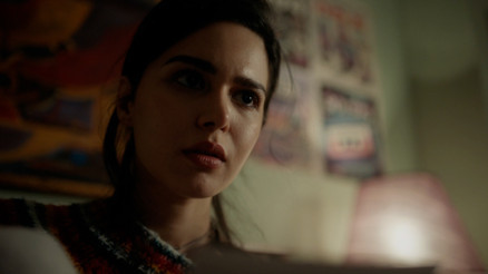 Annem Ankarada nefesler tutuldu... Hasan mı, Nazan mı Silah kimi vuracak Annem Ankarada nefesler tutuldu... Hasan mı, Nazan mı Silah kimi vuracak