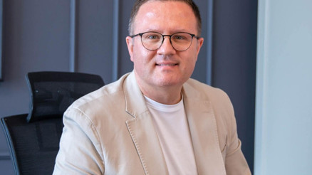 Rinoplastide cinsiyet göz ardı edilmemeli